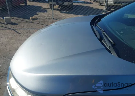 2017 Honda Cr-V Touring z USA, uszkodzony, nr VIN 5J6RW1H95HL011014